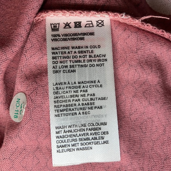 NWT Manguun Pink & Black Geometric Design Long Sleeve Top - Picture 7 of 7